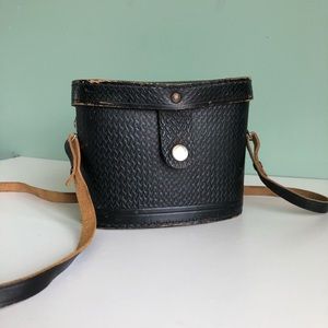 VINTAGE Binocular carry case